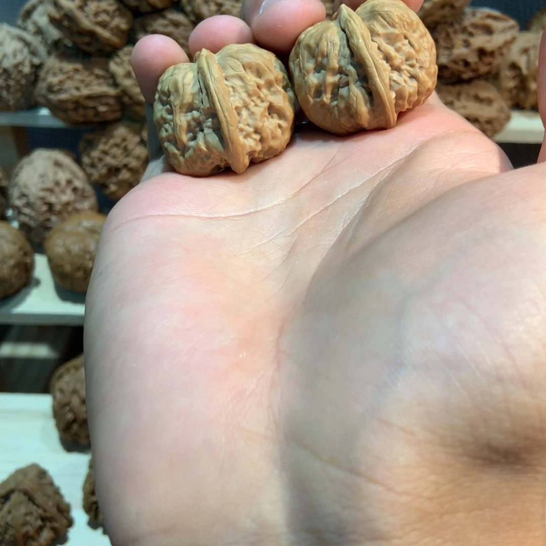 蛤蟆头文玩核桃小修33+