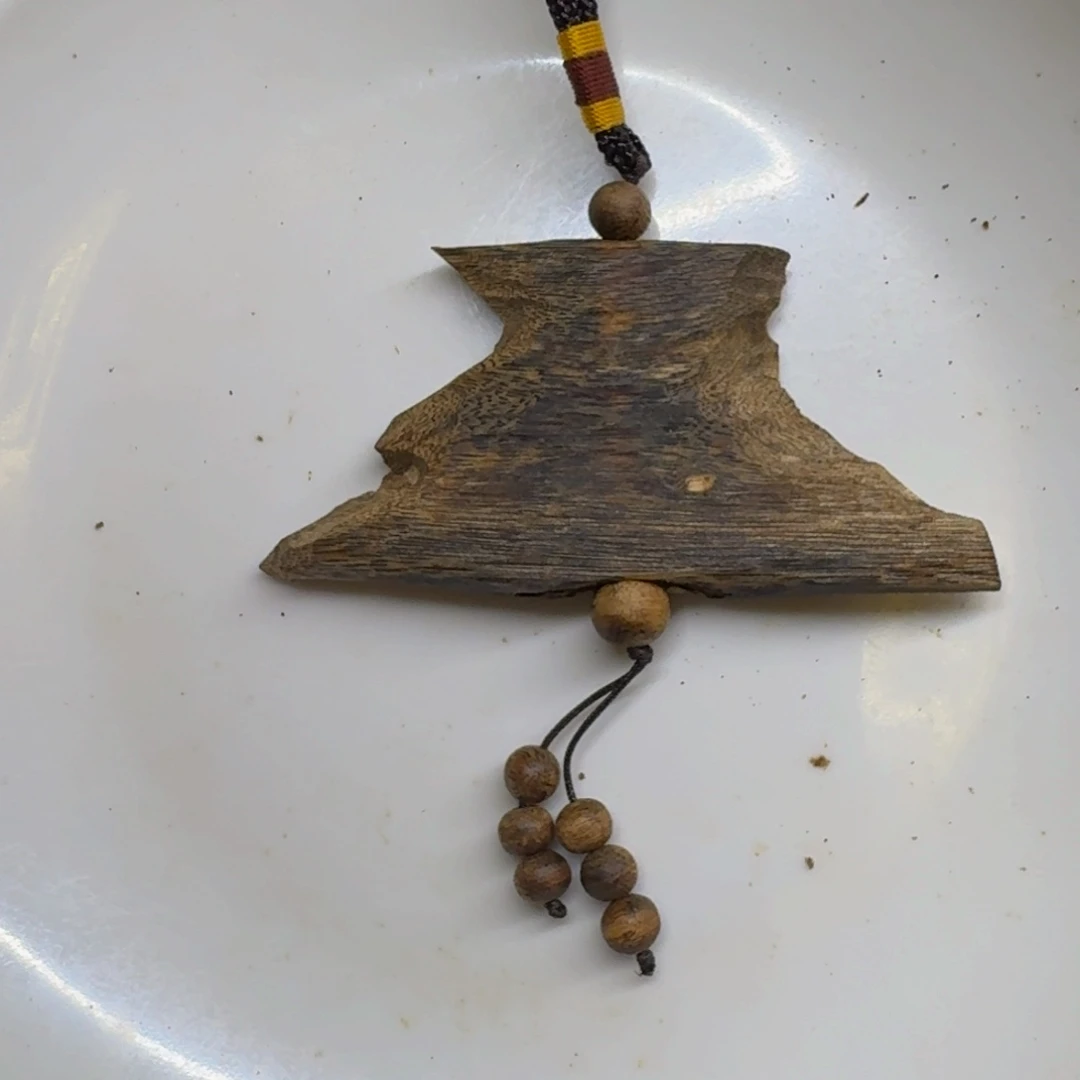 沉香沉香碎屑奇楠沉香车挂