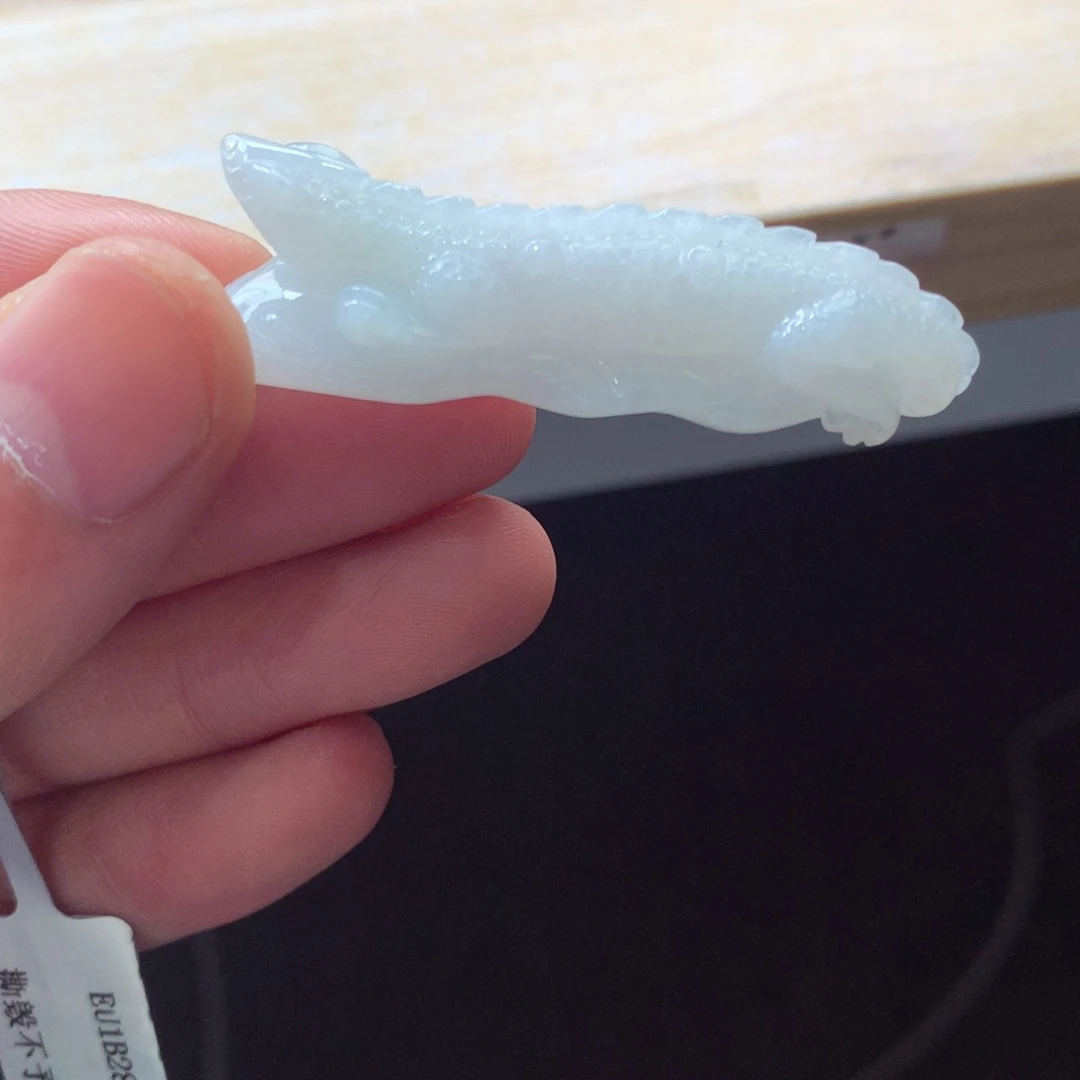 翡翠颈饰未镶嵌吊坠