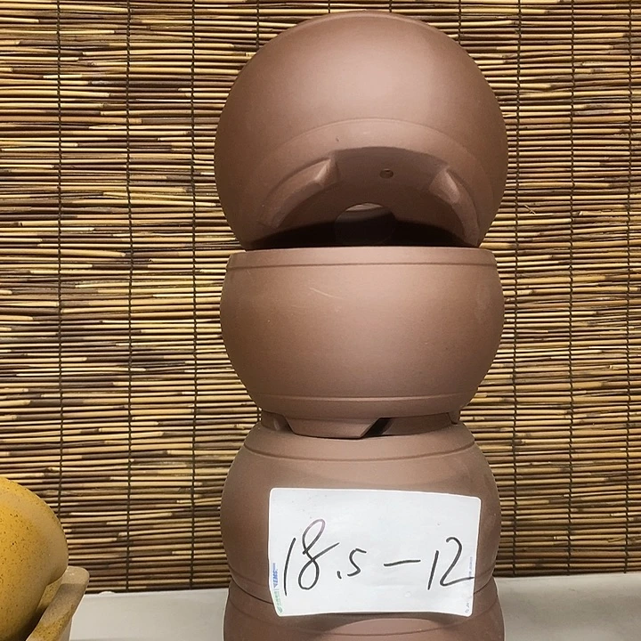 花盆紫砂我在外面