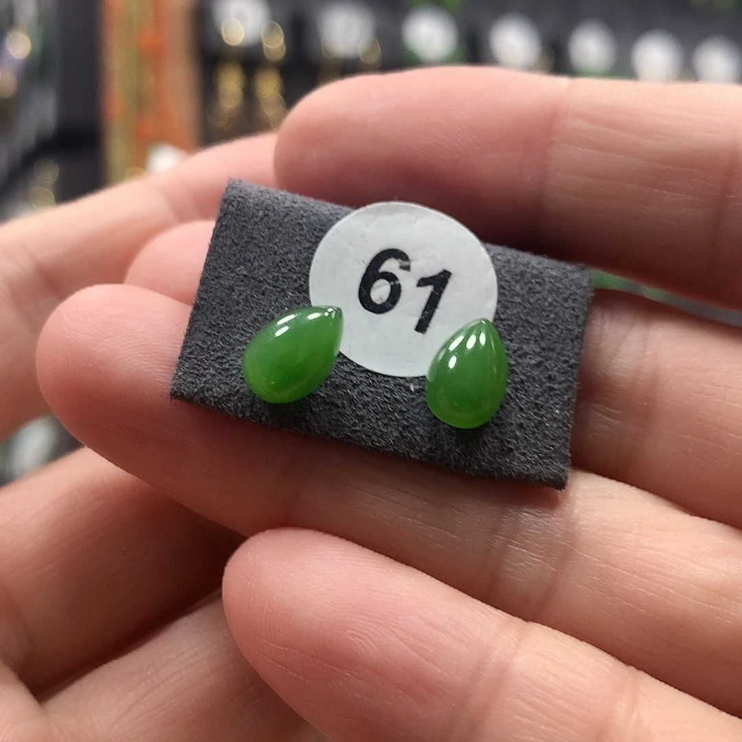 和田玉耳饰18K金镶嵌