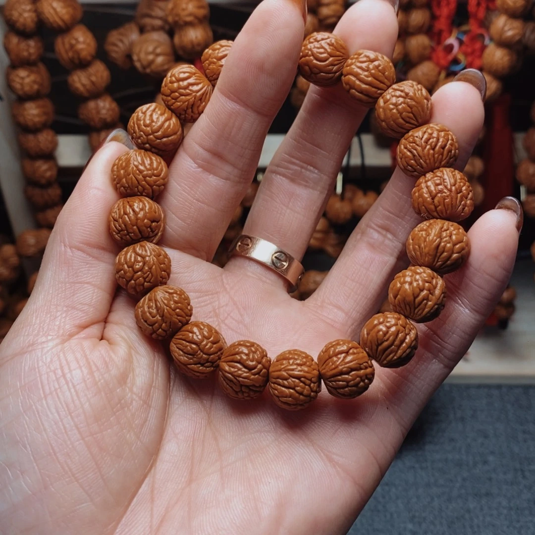 桃核吊坠龙纹桃枭