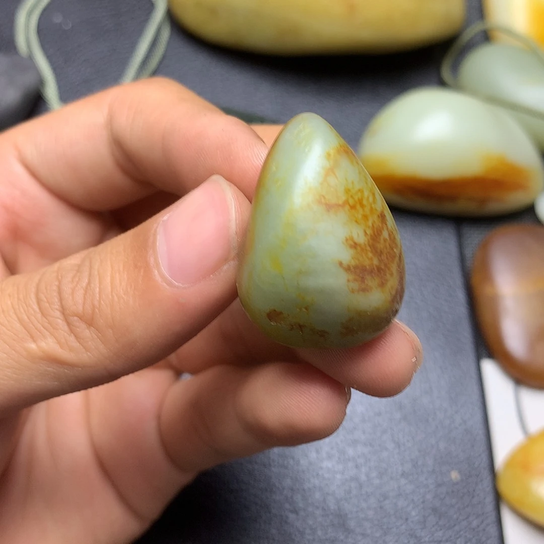 和田玉未镶嵌摆件