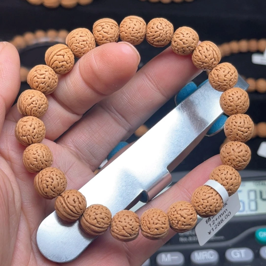 吊坠桃核龍1111111