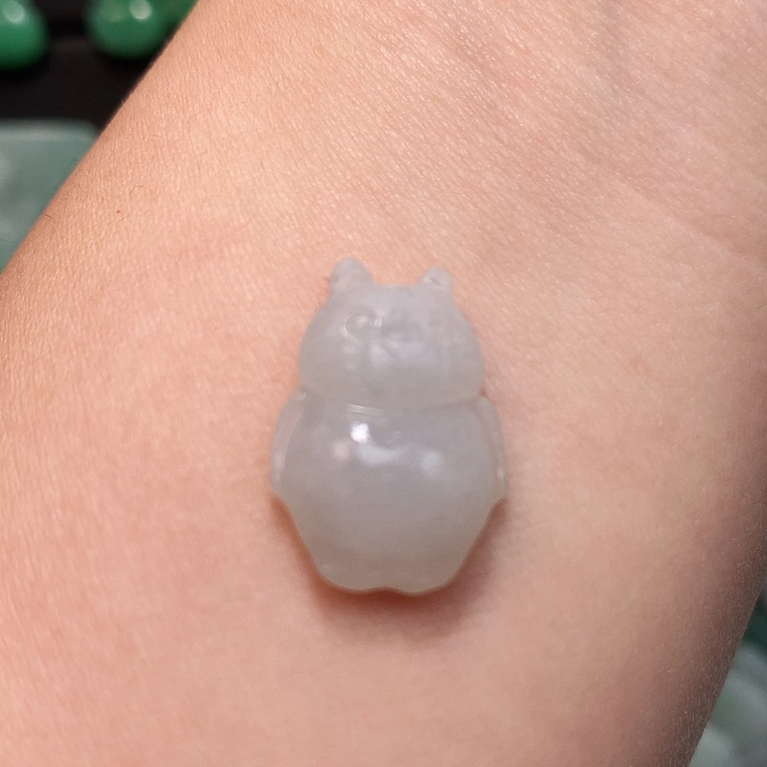 翡翠裸石毛货龙猫