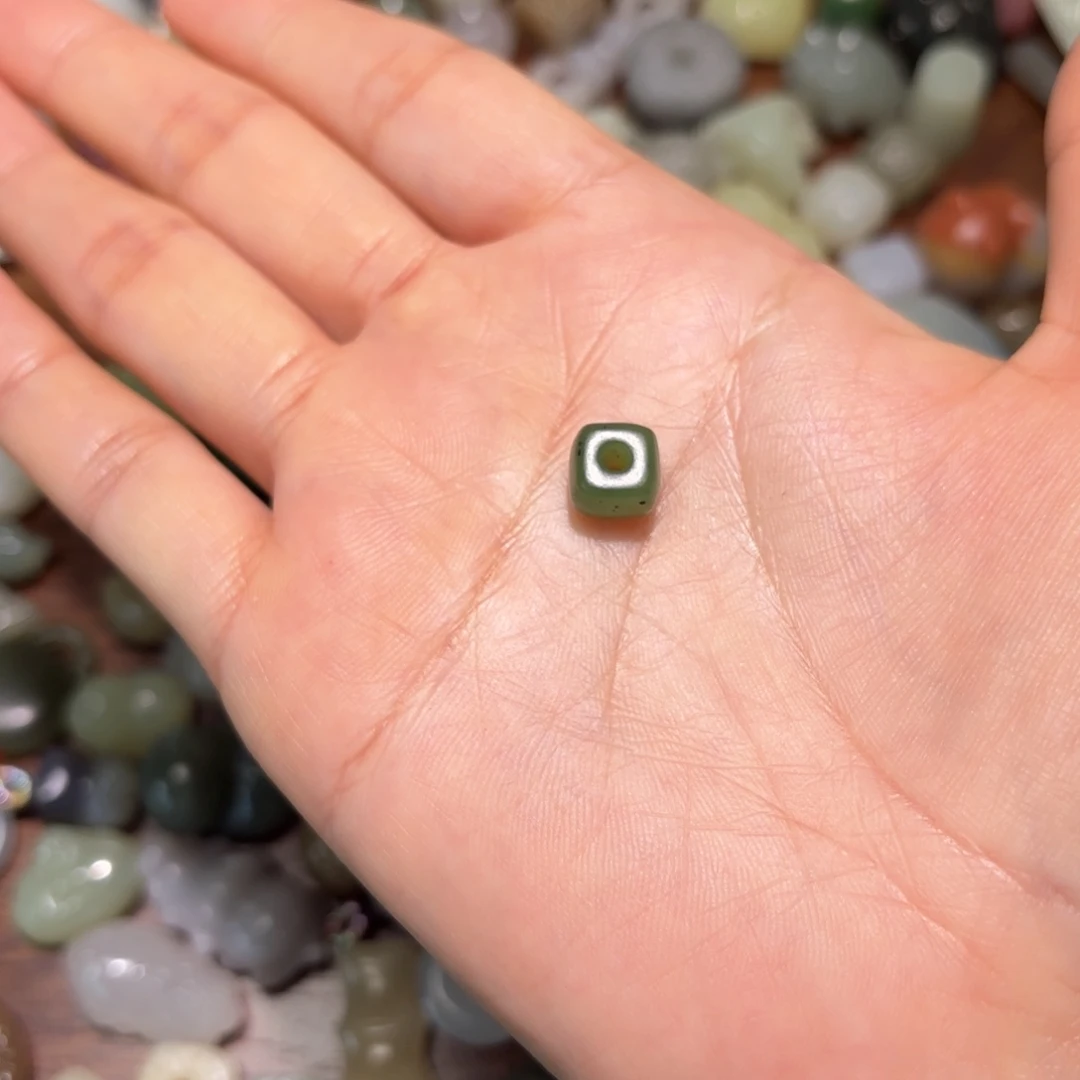 和田玉珠宝半成品未镶嵌?****y