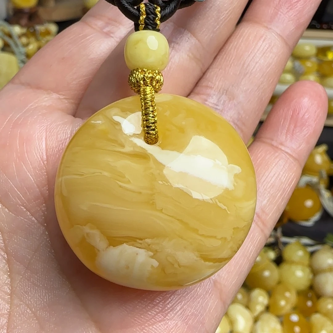 未镶嵌套链琥珀天然俄料蜜蜡公主扣吊坠