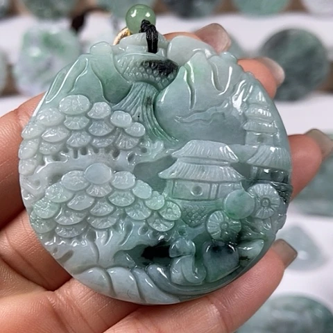 翡翠颈饰未镶嵌山水两面工福利翡翠