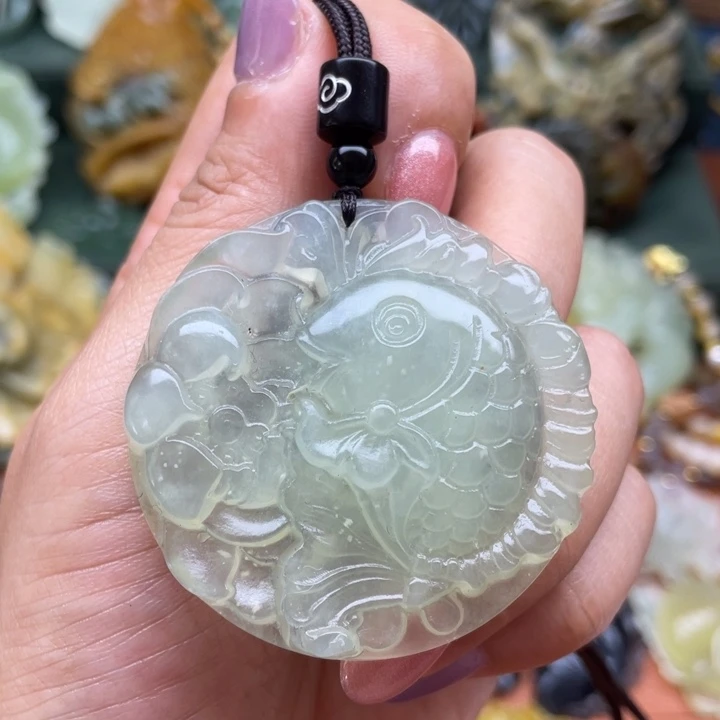 蛇纹石玉未镶嵌吊坠