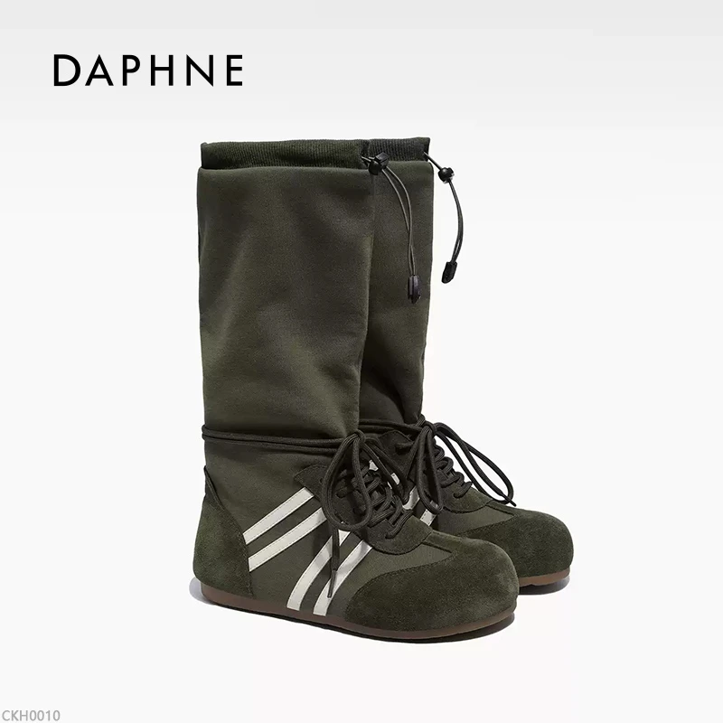 达芙妮新款时装靴高筒休闲马丁靴女鞋中筒经典秋冬M