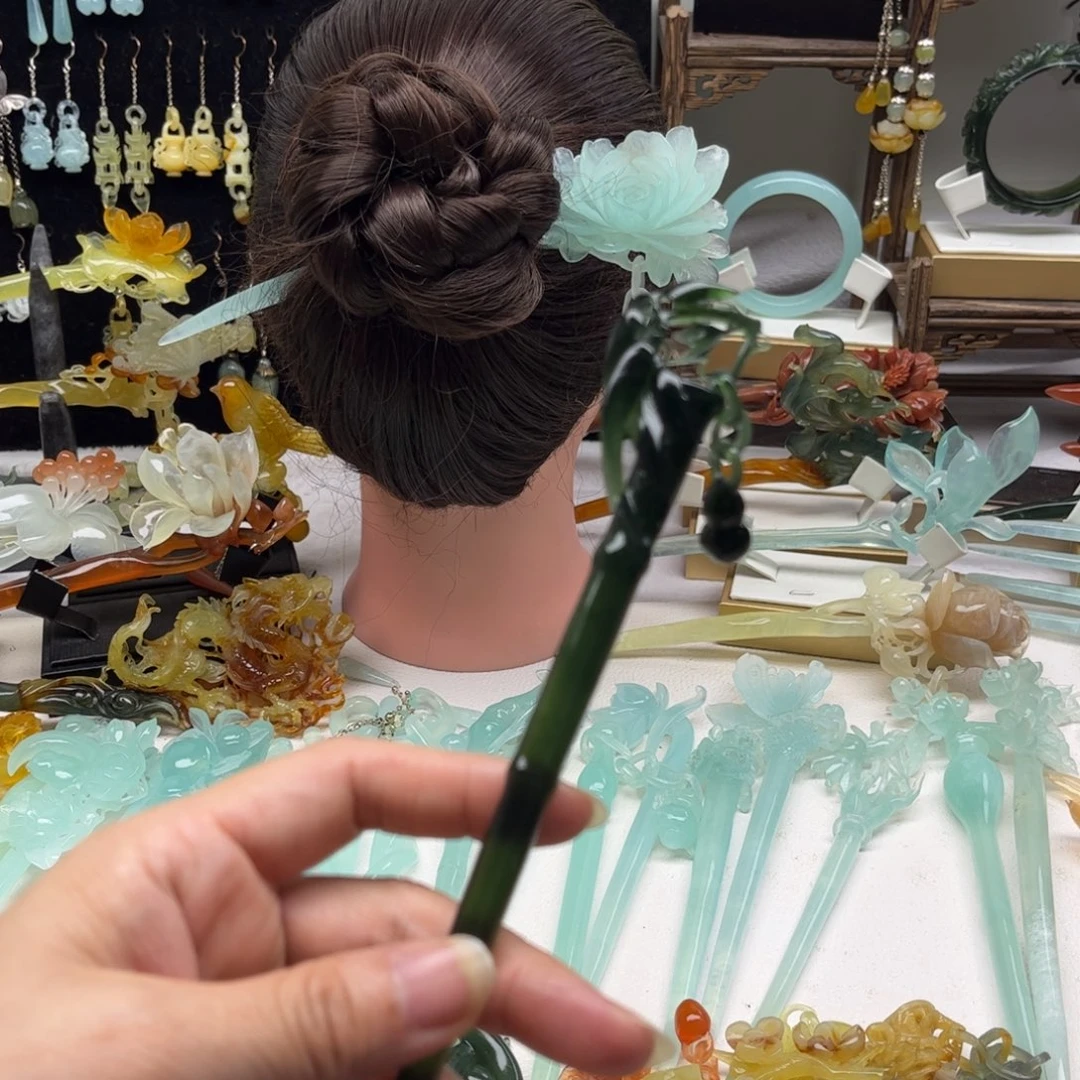 蛇纹石玉发饰合金北*