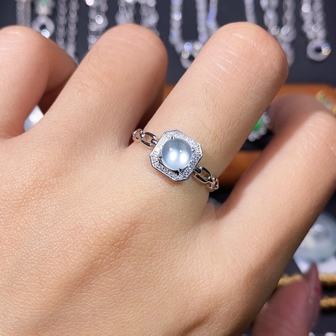 翡翠18K金镶嵌颈饰戒指