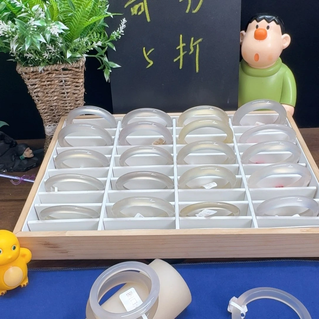 玛瑙/玉髓手镯合金