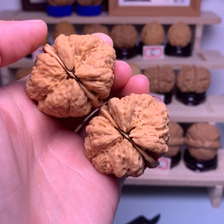 文玩核桃把件33蝴蝶蟾40尺