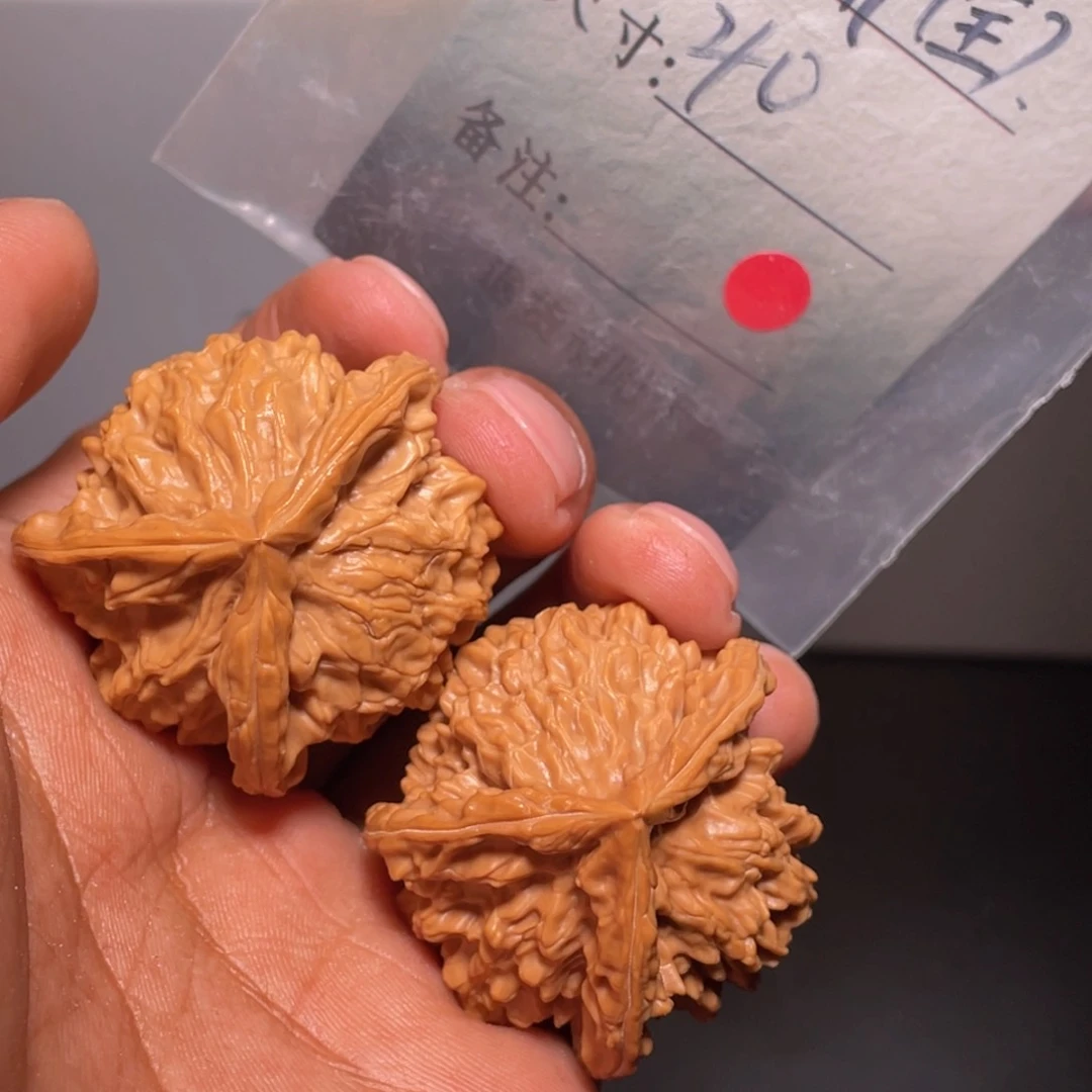 文玩核桃吊坠文玩核桃