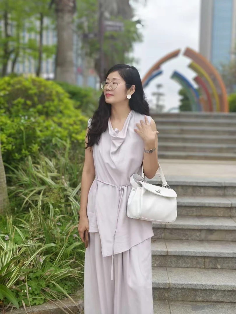 极简风法式时尚套装简约气质女装天丝短袖百搭