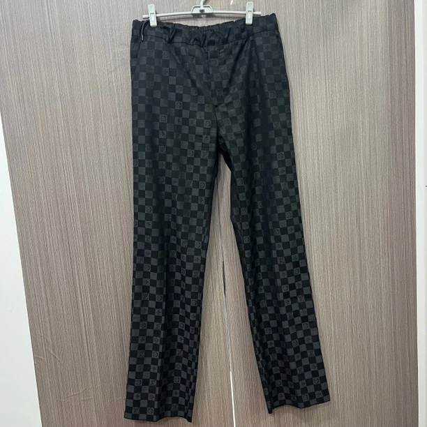 99新 LouisVuitton/路易威登 99新新款棋盘格满印西裤 尺码：40