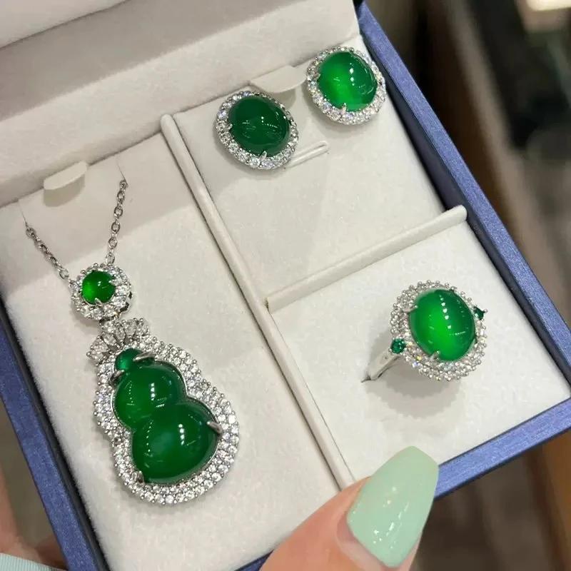 天然绿色玉髓葫芦三件套