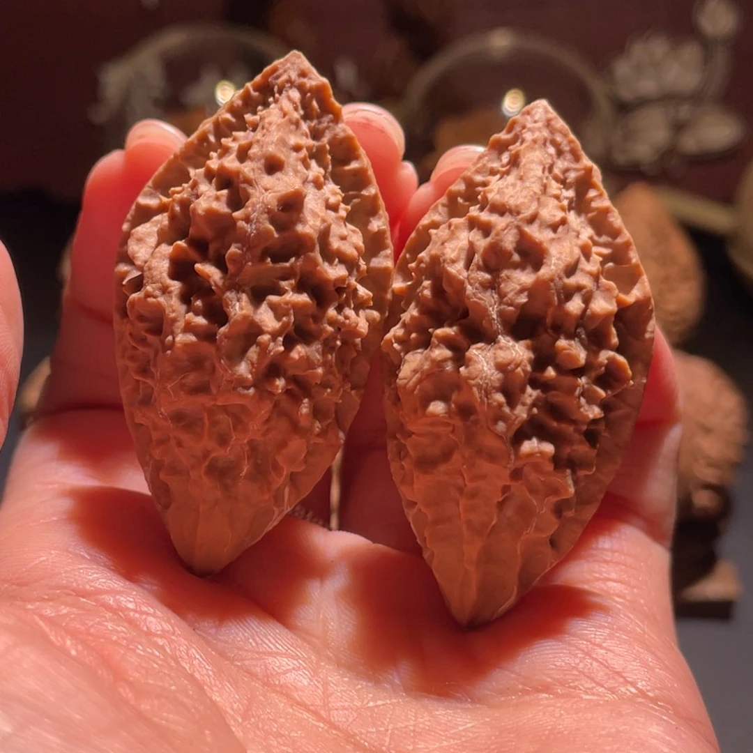 文玩核桃吊坠小飞镖13