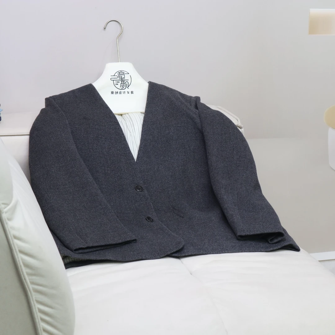 【12899】高品质原创设计灰色百搭外套星