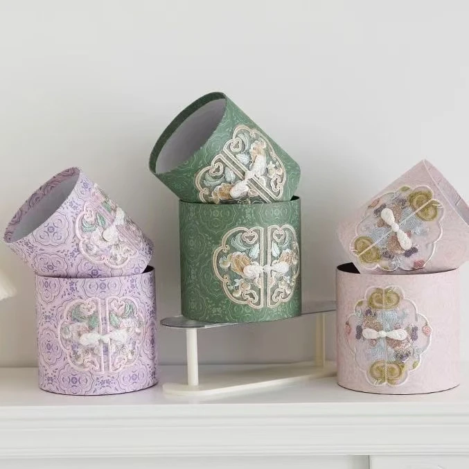 新中式古风刺绣抱抱桶云肩花束包装礼盒鲜花空桶DIY手工花束空桶