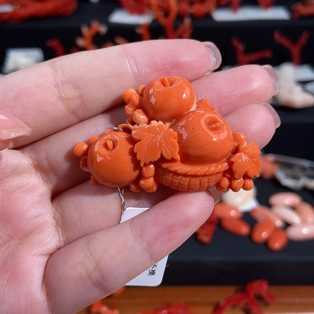 Momo雕刻件果篮苹果