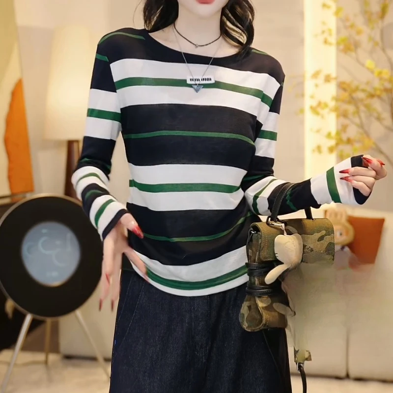 撞色条纹显瘦防晒T恤女2025早秋新款正肩长袖独特绝美小个子上衣