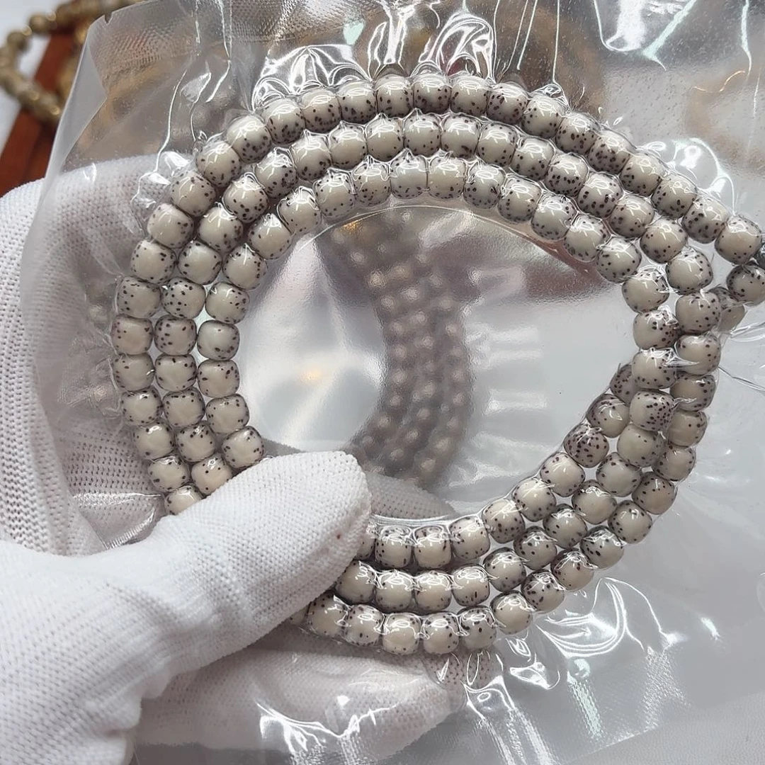 吊坠星月菩提107梵天骨瓷白7河豚108