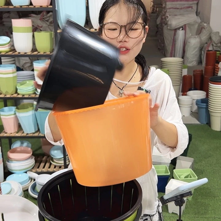 微瑕懒人自吸水口24高18混色三只