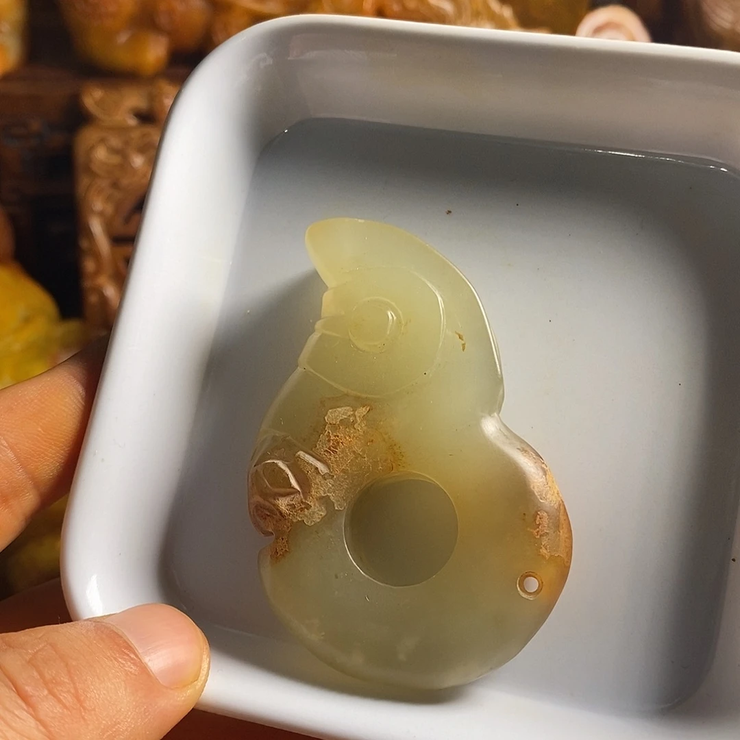 岫岩老玉(透闪石质玉)未镶嵌挂件
