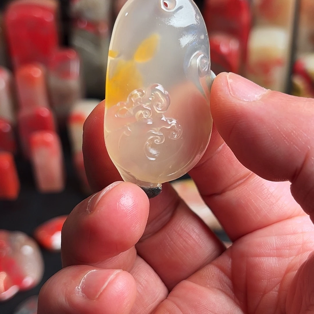 昌化石其他昌化精品玻璃冻挂件