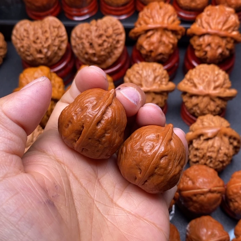 【闪购商品】文玩核桃把件钱袋