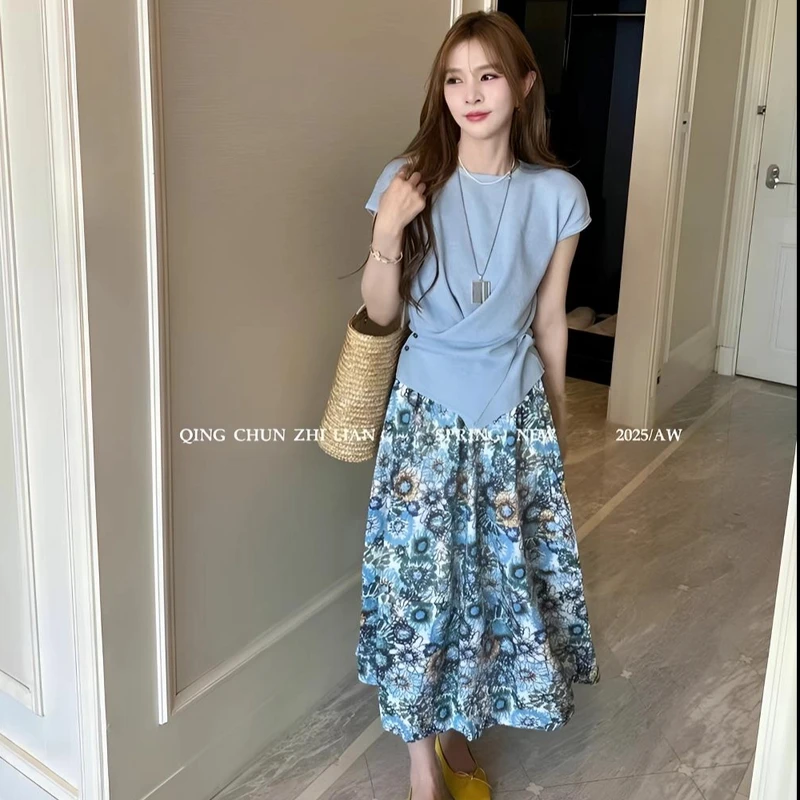 2025夏季新款印花套装气质时尚两件T恤半身裙碎花两件套薄荷曼波