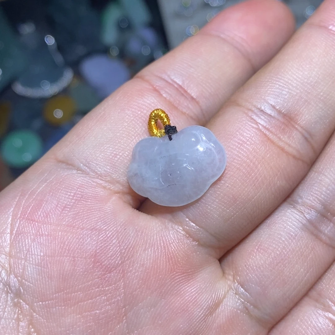 恒***雕翡翠银S925镶嵌颈饰