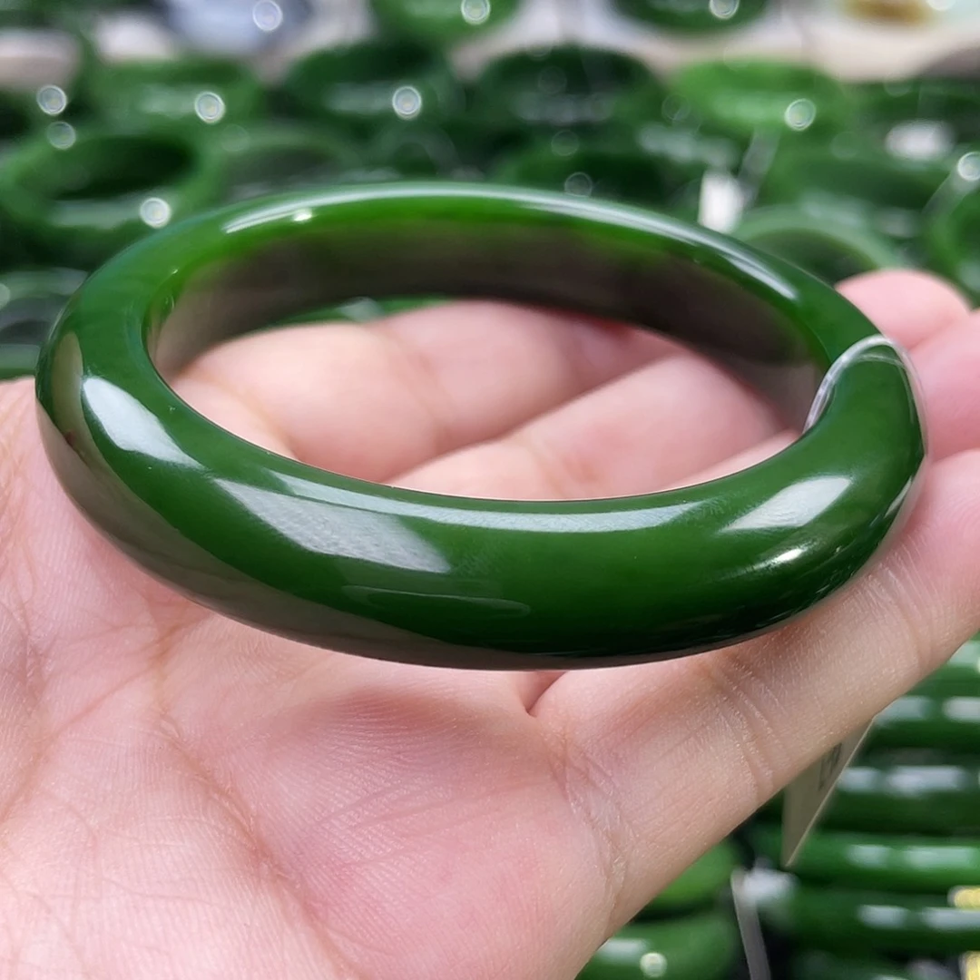 未镶嵌手镯和田玉（碧玉）