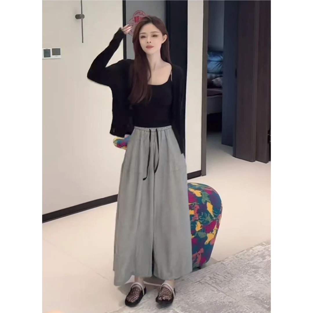 今年流行穿搭一整套2025新款显瘦开衫减龄吊带阔腿长裤休闲三件套