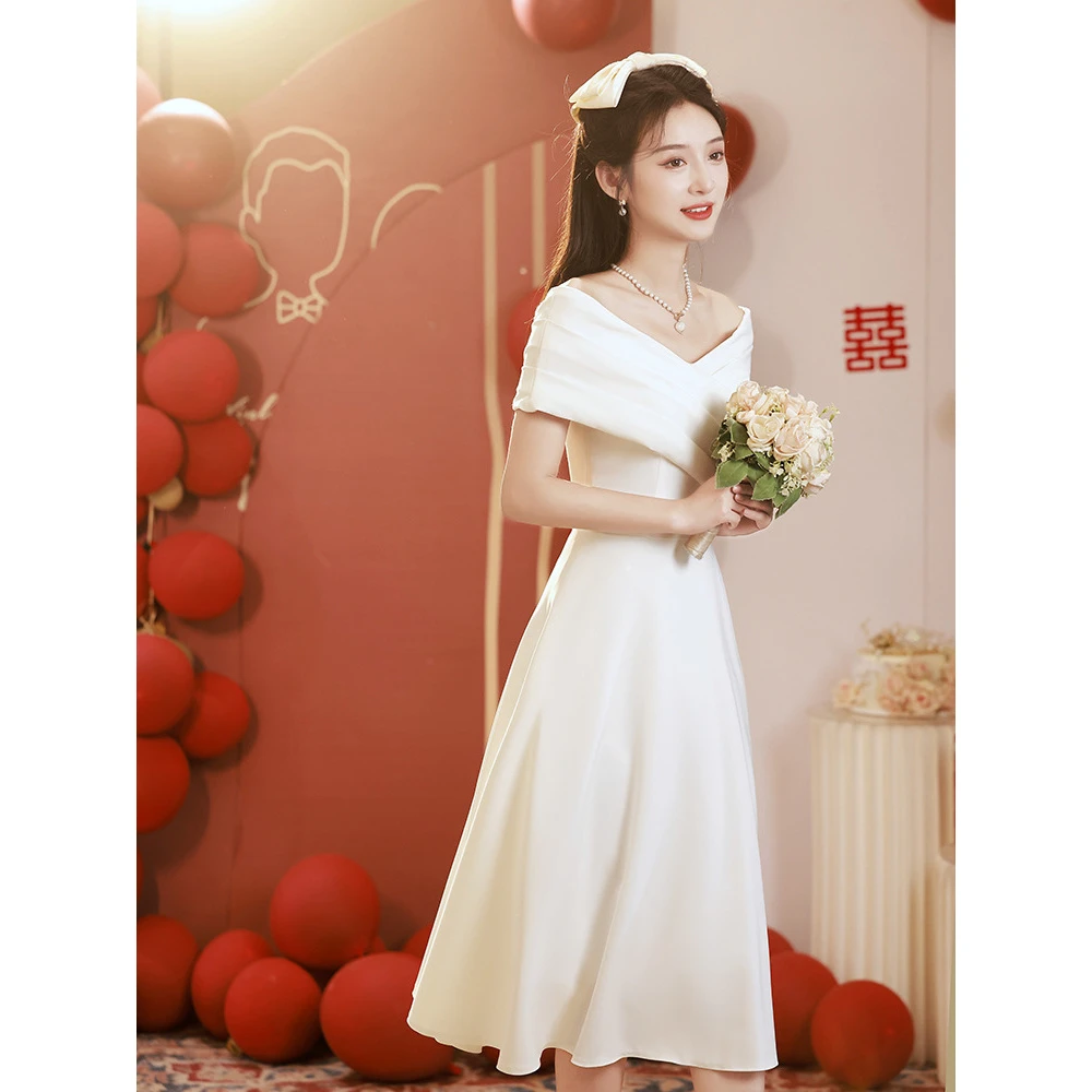 一字肩白色小晚礼服平时可穿订婚连衣裙法式回门服领证登记小白裙