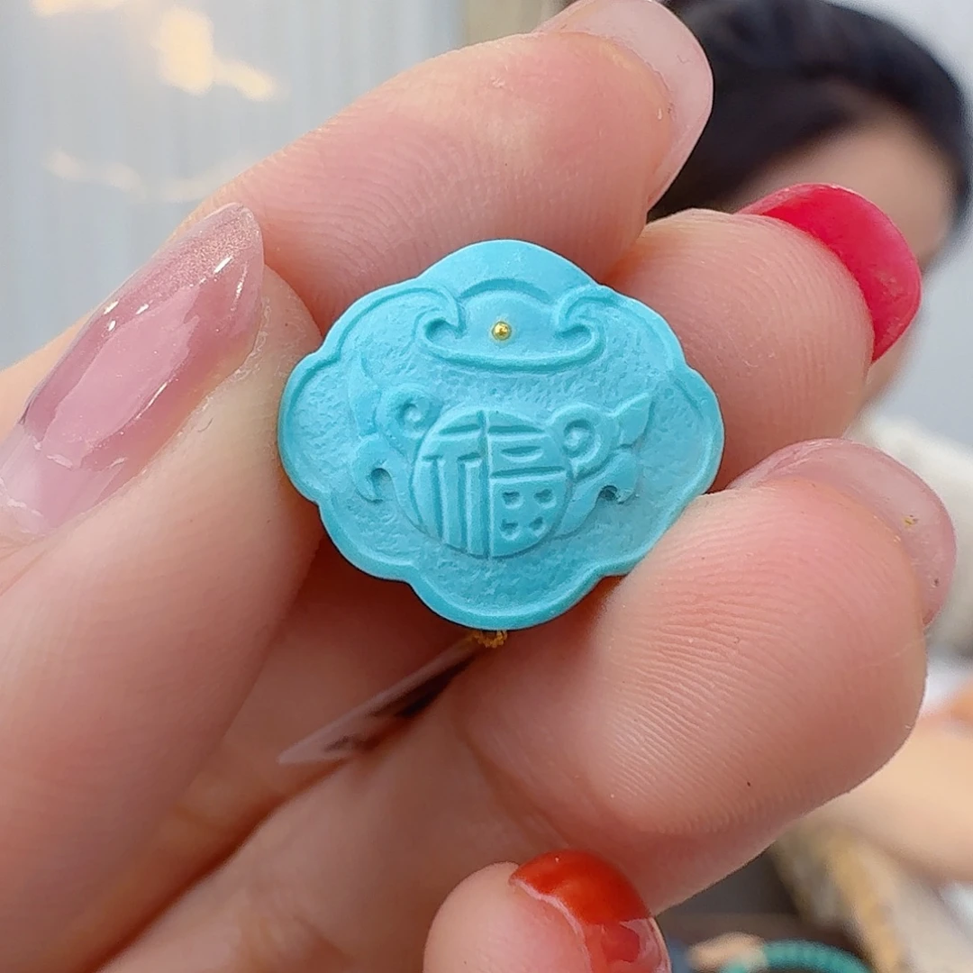 绿松石未镶嵌珠宝奇石