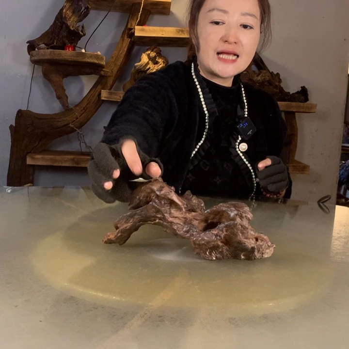 跳***说天然的云南紫柚木会黄水