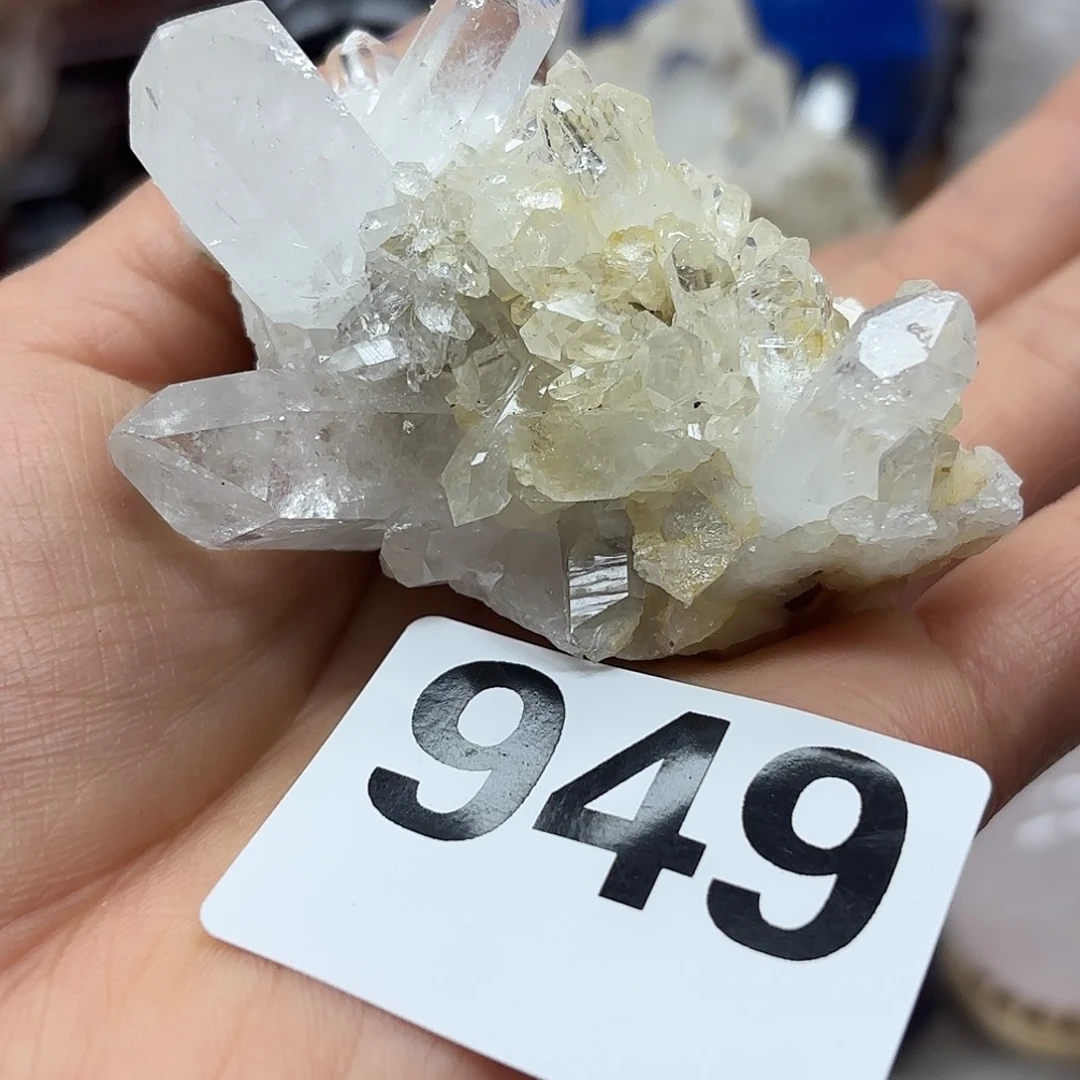 未镶嵌水晶大型摆件（非配饰）