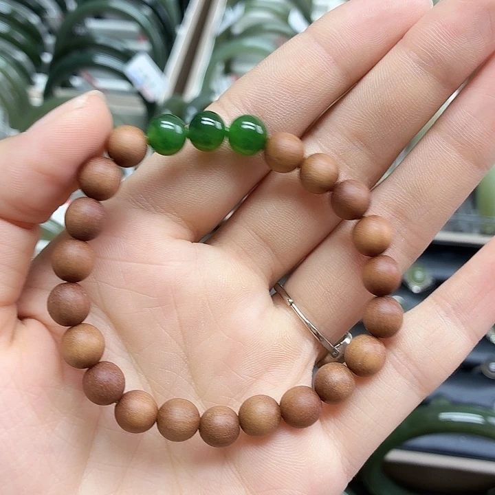 未镶嵌手串和田玉卡8绿野仙踪