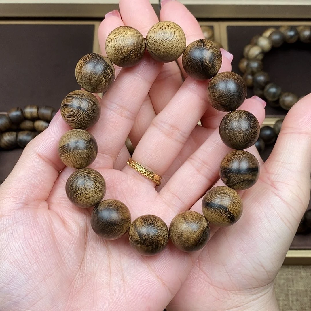 沉香手串越南芽庄白棋缨子瘤疤沉水