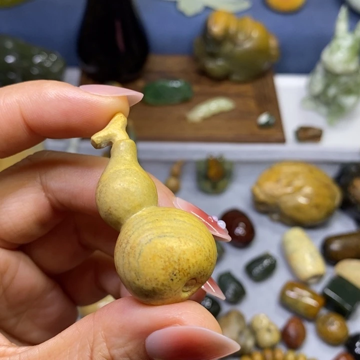 岫岩河磨玉（透闪石质玉）未镶嵌挂件