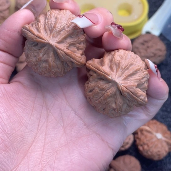 吊坠文玩核桃云雾山96