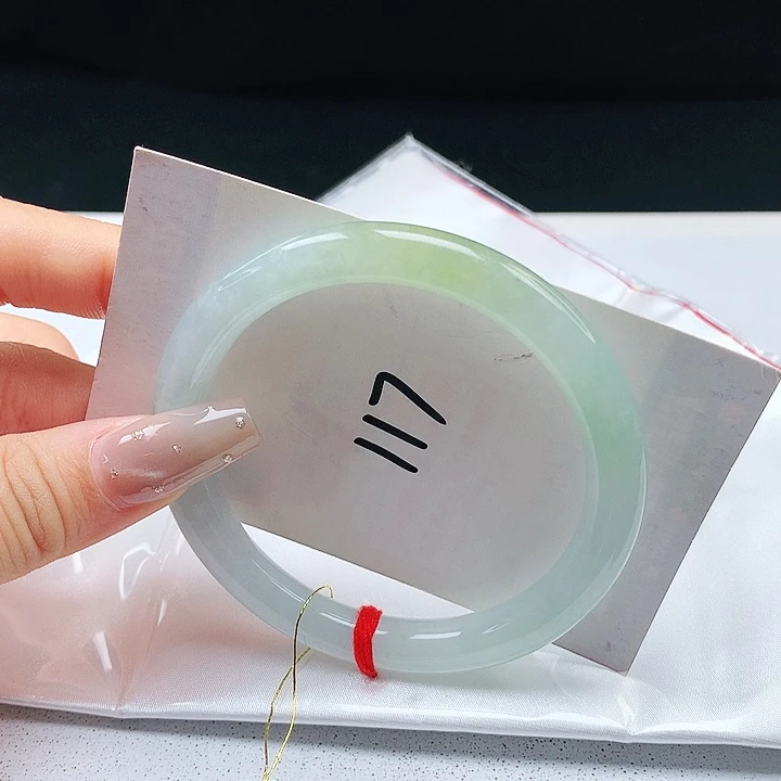 翡翠手镯未镶嵌55+圆条