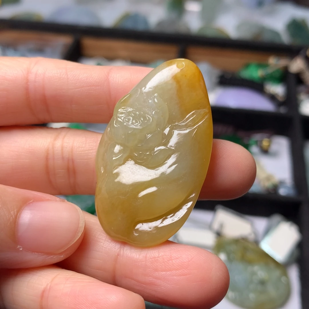 定制翡翠未镶嵌翡翠