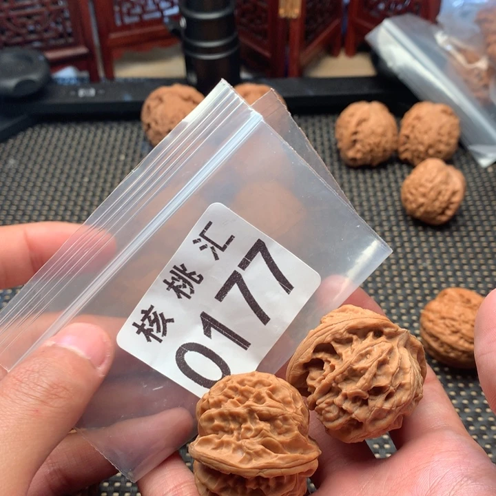 文玩核桃把件苹果