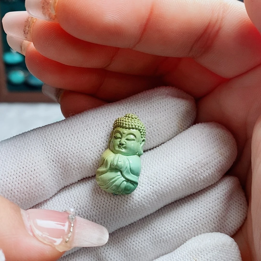 未镶嵌绿松石颈饰