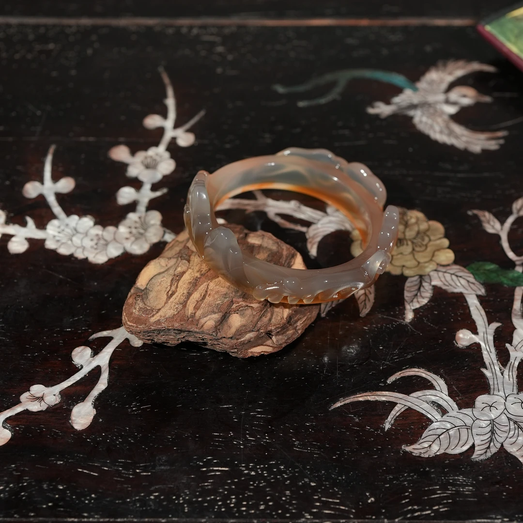 1.11香港王老板-玛瑙手镯6n23