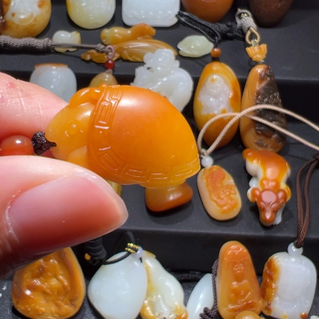 和田玉颈饰未镶嵌T****o